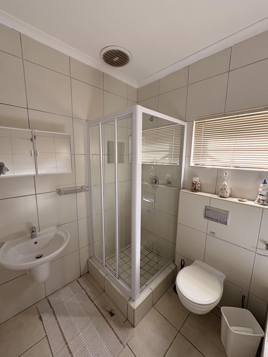 2 Bedroom Property for Sale in Burgundy Estate Western Cape